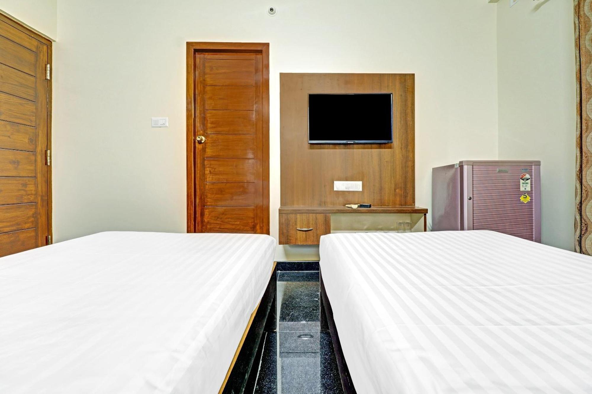 Hotel Capital O R R Residency Bangalore Esterno foto