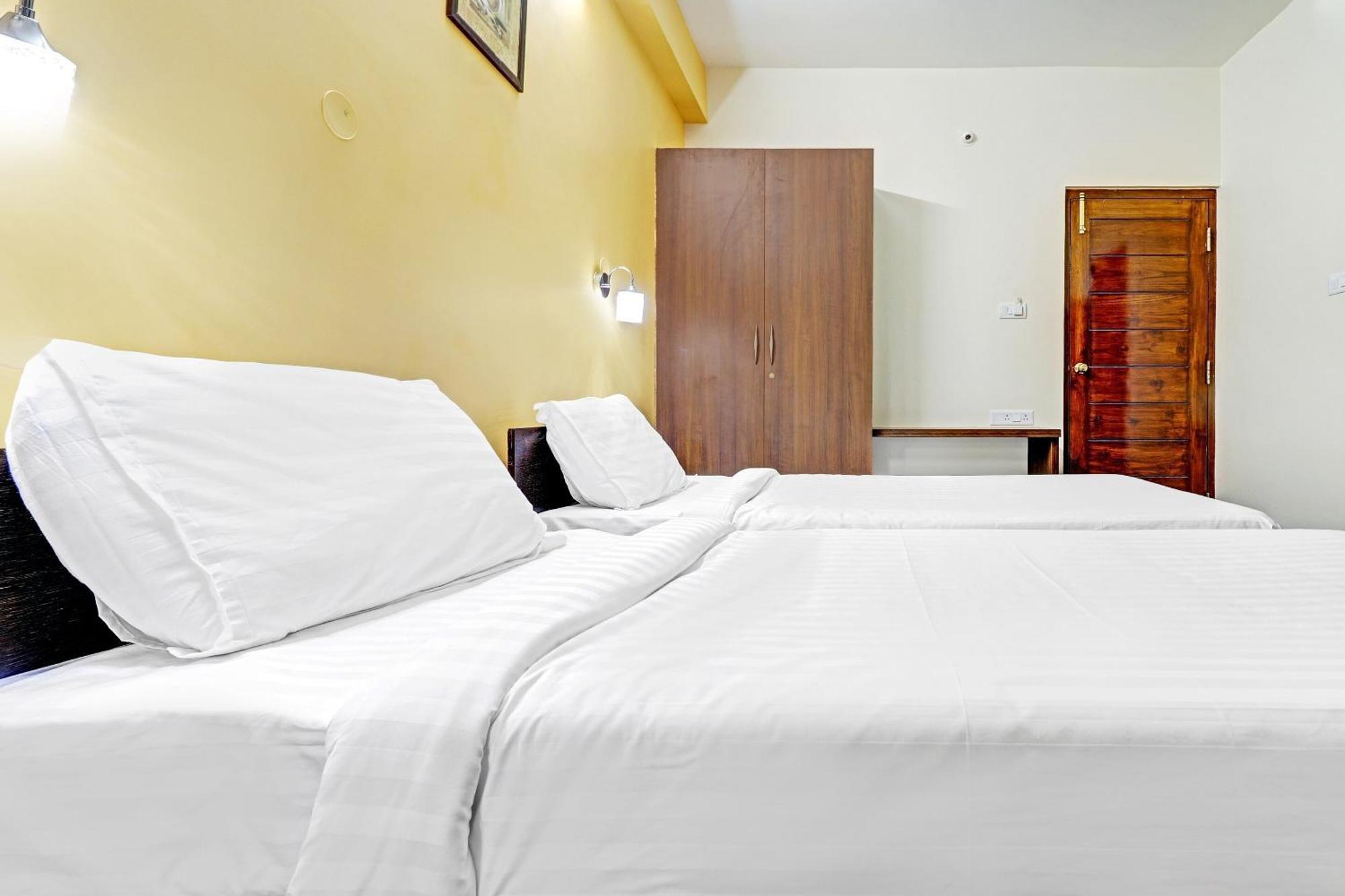 Hotel Capital O R R Residency Bangalore Esterno foto