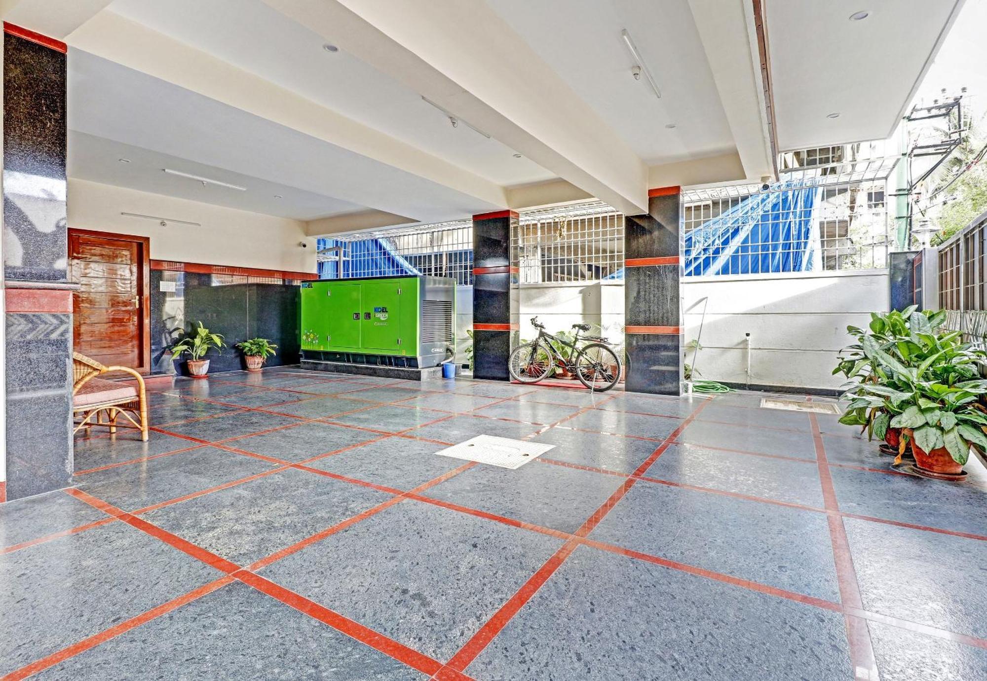 Hotel Capital O R R Residency Bangalore Esterno foto