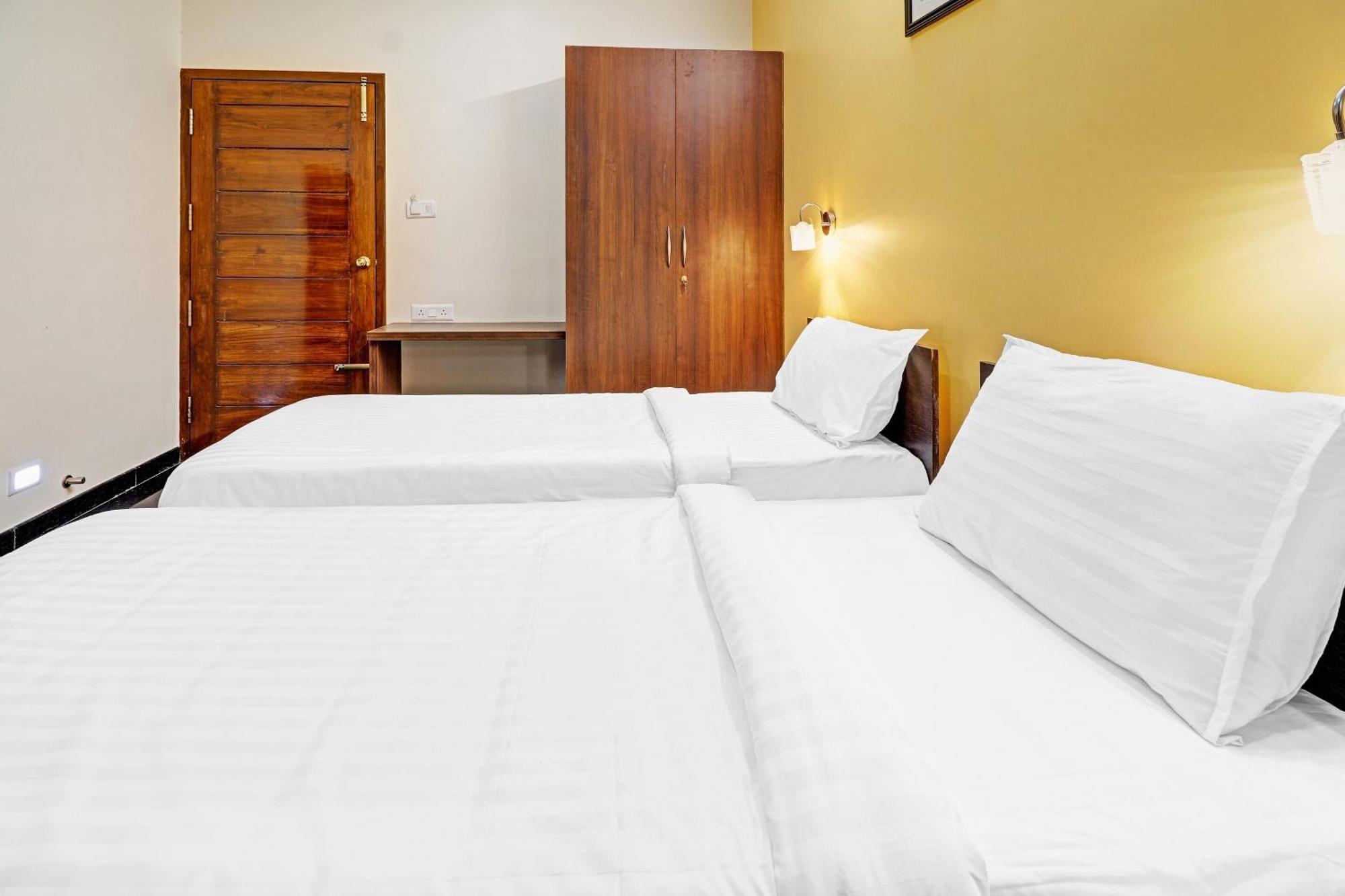 Hotel Capital O R R Residency Bangalore Esterno foto